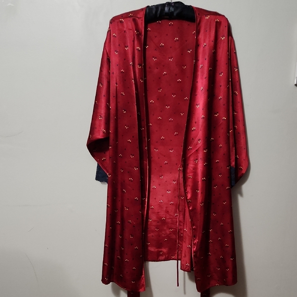 Natori Red and Black Women's Robe - Picture 4 of 4